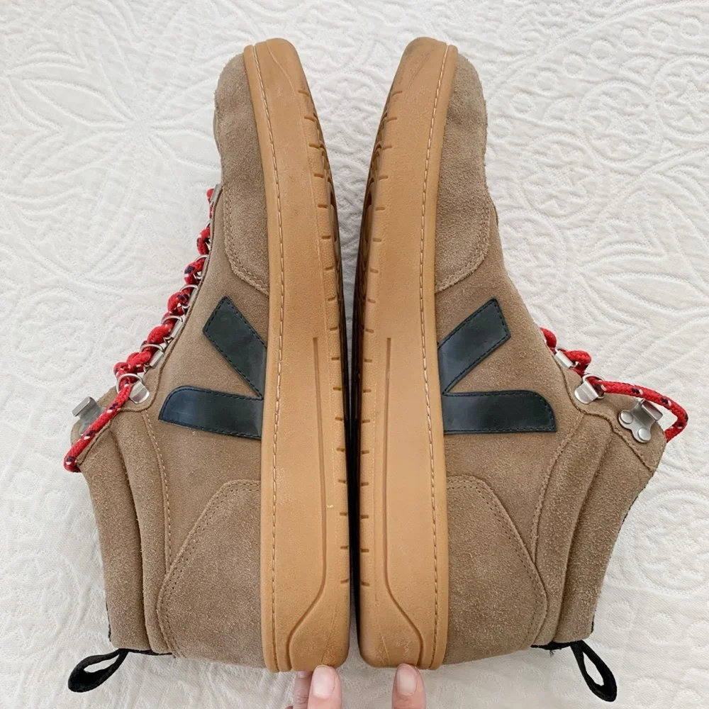 Veja Roraima Suede Sneaker, Brown /‎ Black
